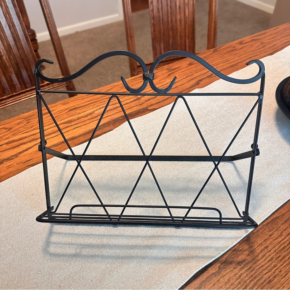 Black Metal Cookbook Stand